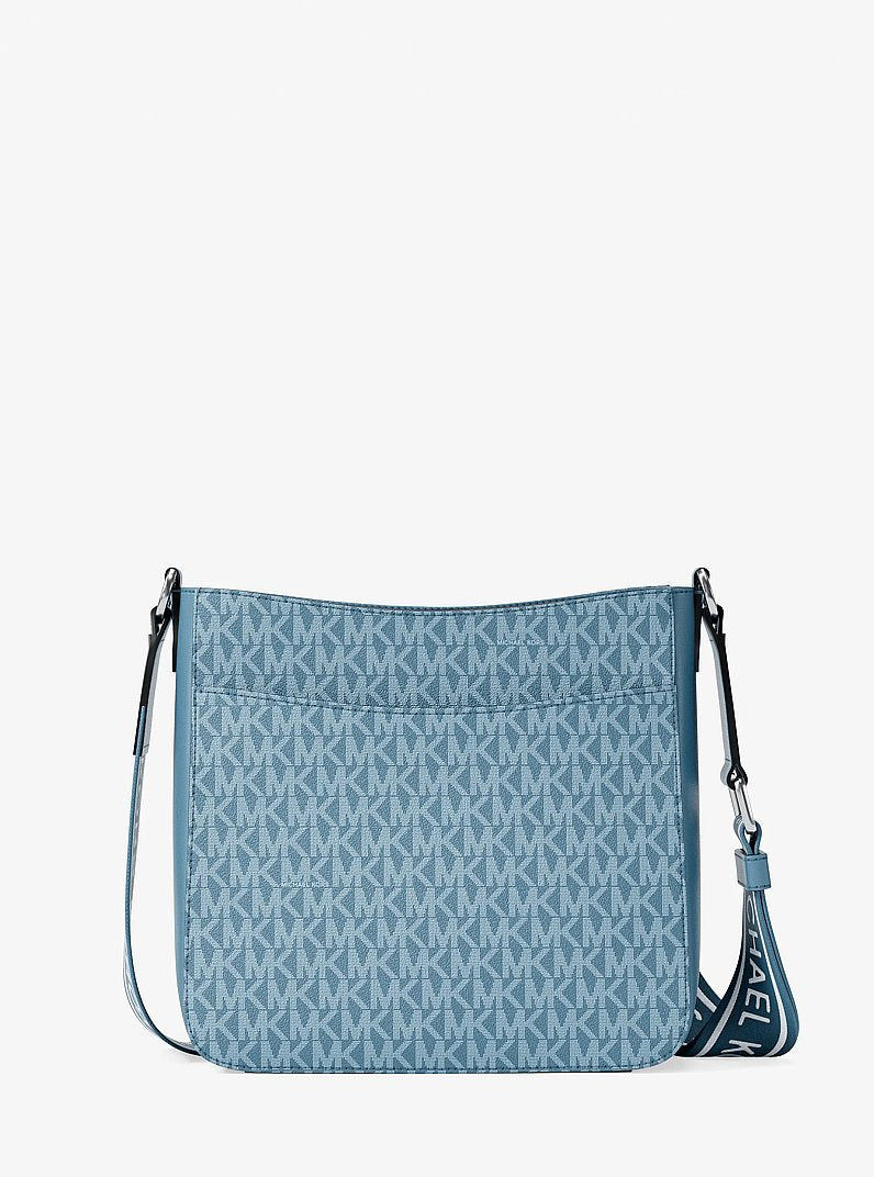 Michael Kors Jet Set Signature Logo Messenger Bag en Denim — detalle de cierre | Original Export