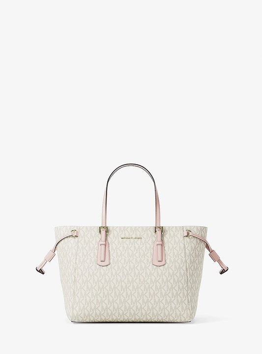 Michael Kors Voyager Extra-Small Signature Logo Convertible Crossbody Bag en Pwd Blsh Mlt — vista frontal | Original Export