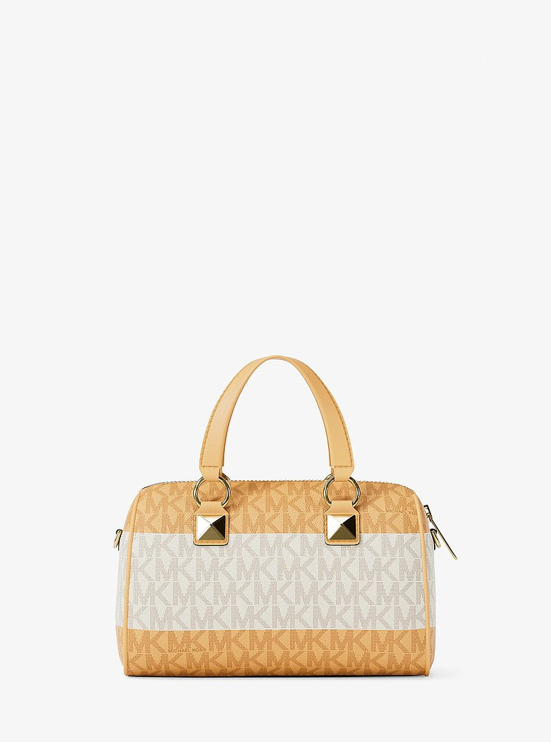 Michael Kors Grayson Small Striped Signature Logo Duffel Crossbody Bag en Navy — detalle de cierre | Original Export