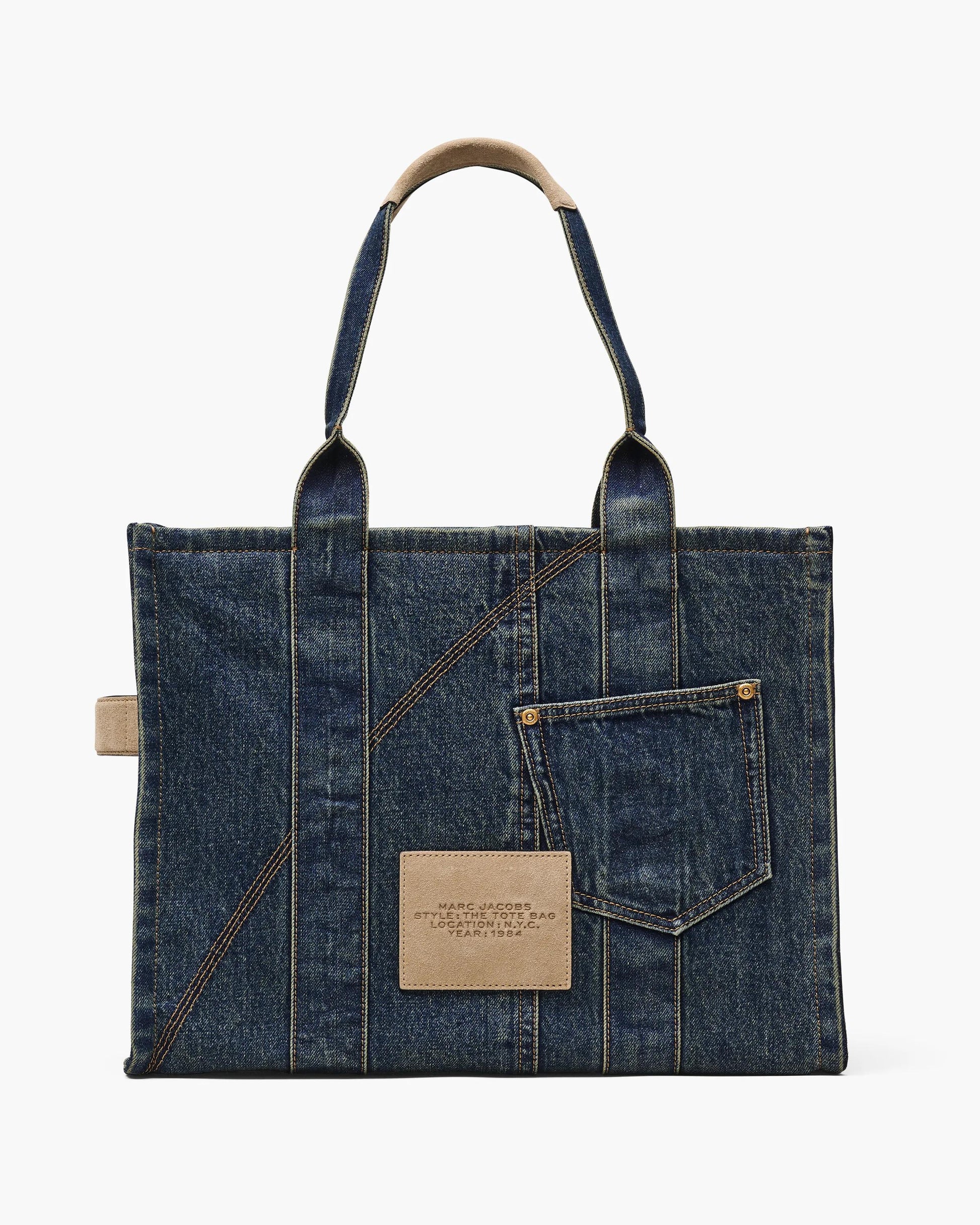 Bolsa Marc Jacobs The Denim Suede Large Cargo Tote Bag, Jeans com acabamento em camurça italiana, cor Jeans Escuro (Indigo), detalhe do material | Original Exports