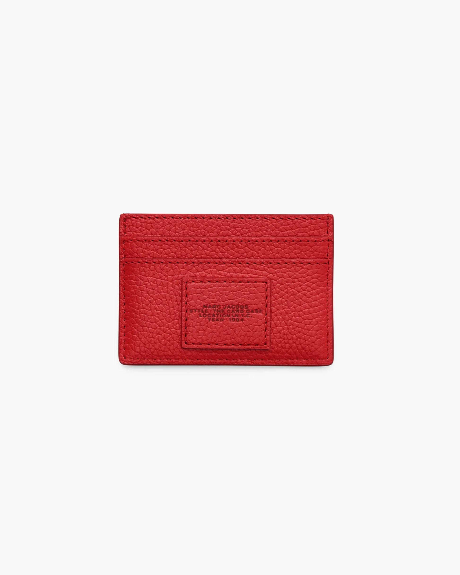 Carteira Marc Jacobs The Leather Card Case, Couro Legítimo Full-Grain, cor Vermelho Intenso, detalhe do material | Original Exports
