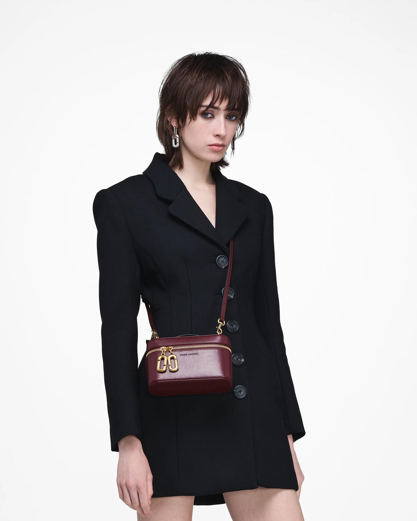Bolsa Marc Jacobs Scene Vanity Bag, Couro Legítimo Liso, cor Vinho Tinto Escuro, vista lateral | Original Exports
