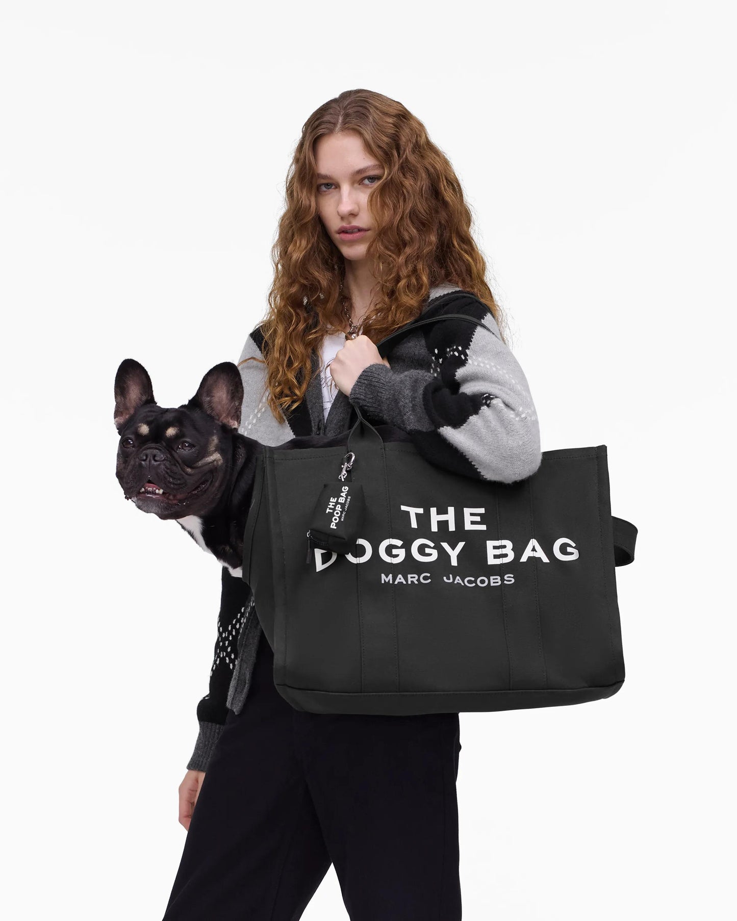 Bolsa Marc Jacobs The Doggy Bag, Lona resistente com forro impermeável lavável, cor Preto, vista lateral | Original Exports