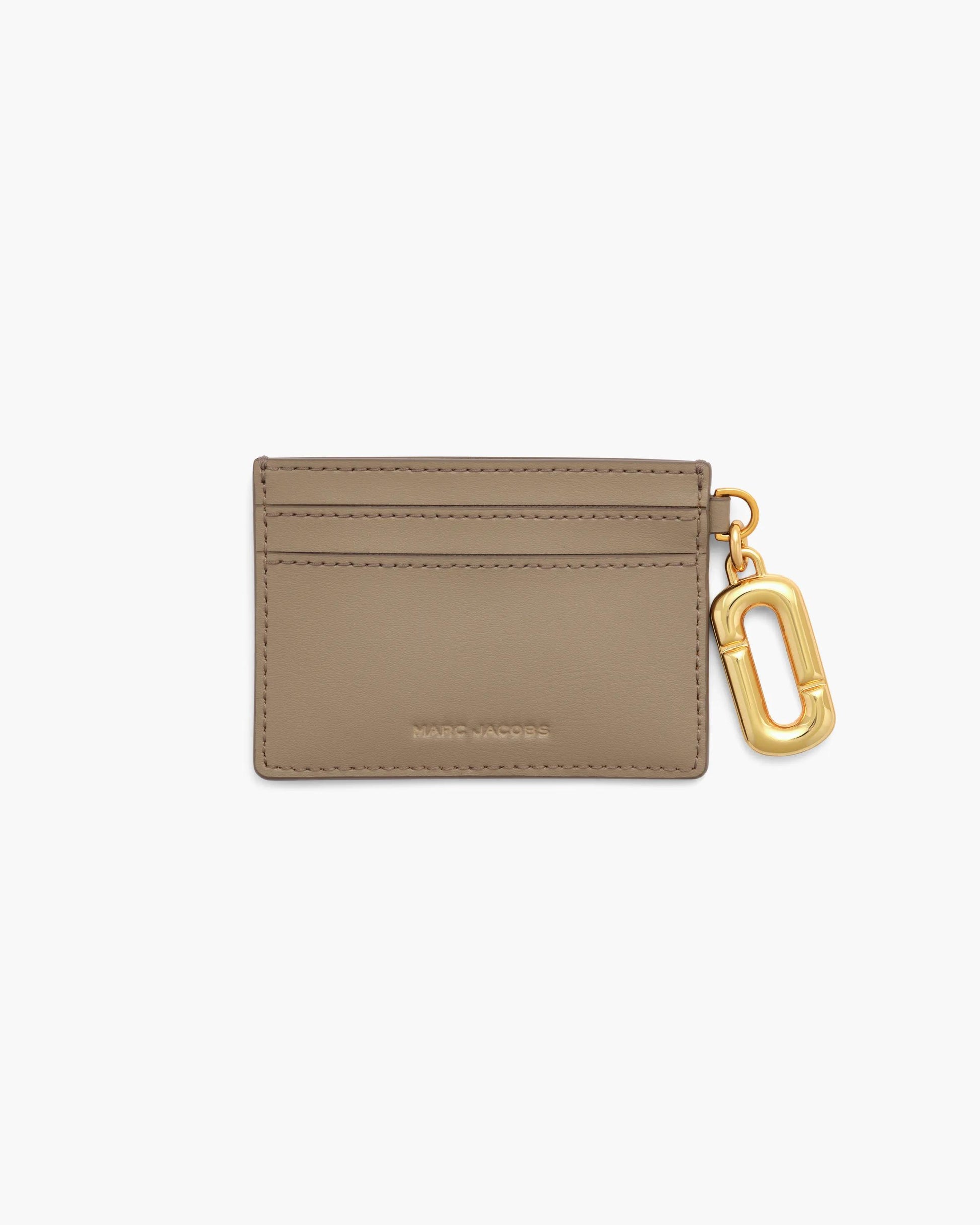 Carteira Marc Jacobs Scene Card Case, Couro Legítimo Liso, cor Ardósia Claro, detalhe do material | Original Exports