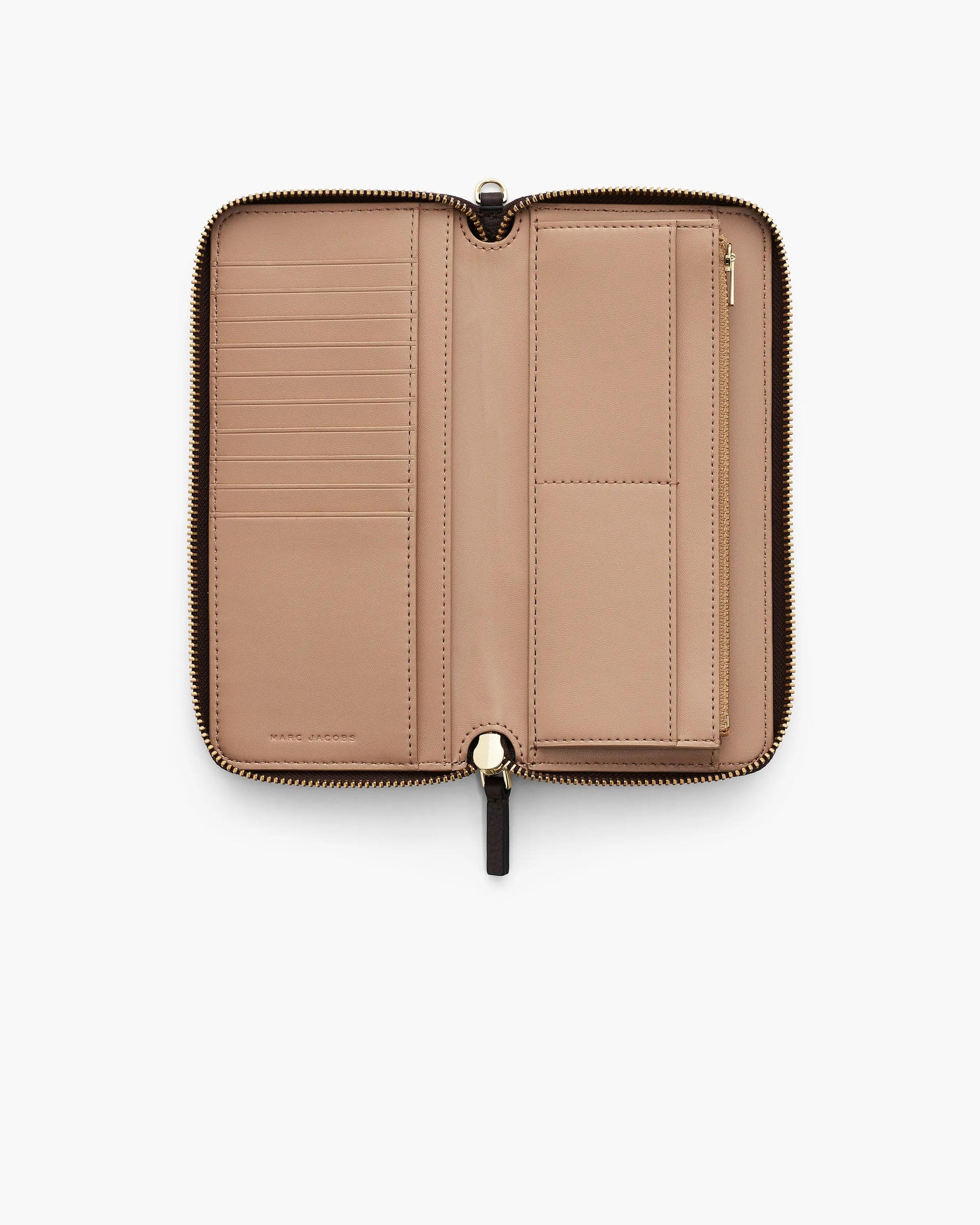 Carteira Marc Jacobs The Leather Continental Wallet, Couro Legítimo Full-Grain, cor Ganache (Marrom), vista lateral | Original Exports