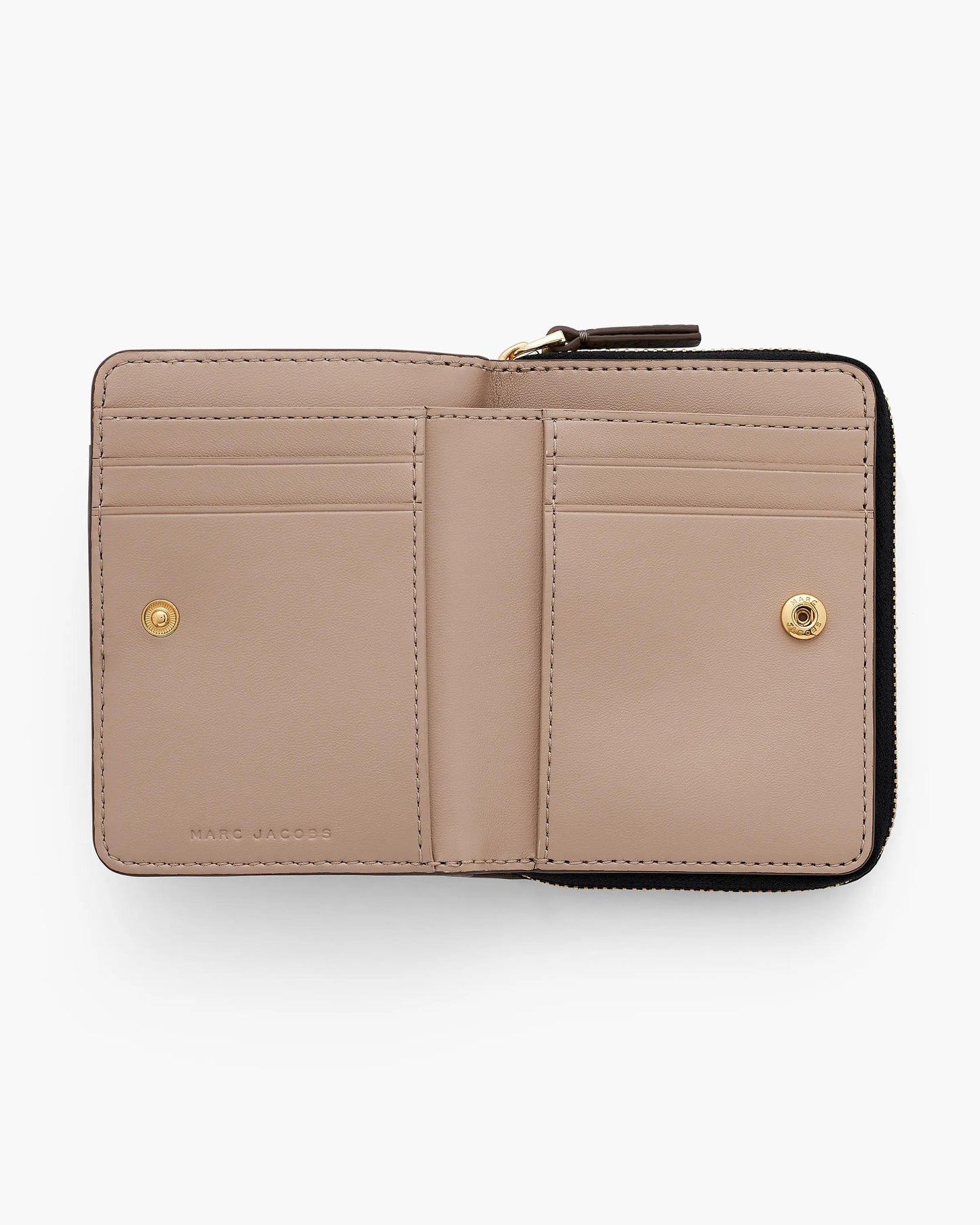 Carteira Marc Jacobs The Leather Mini Compact Wallet, Couro Legítimo, cor Cimento, vista lateral | Original Exports