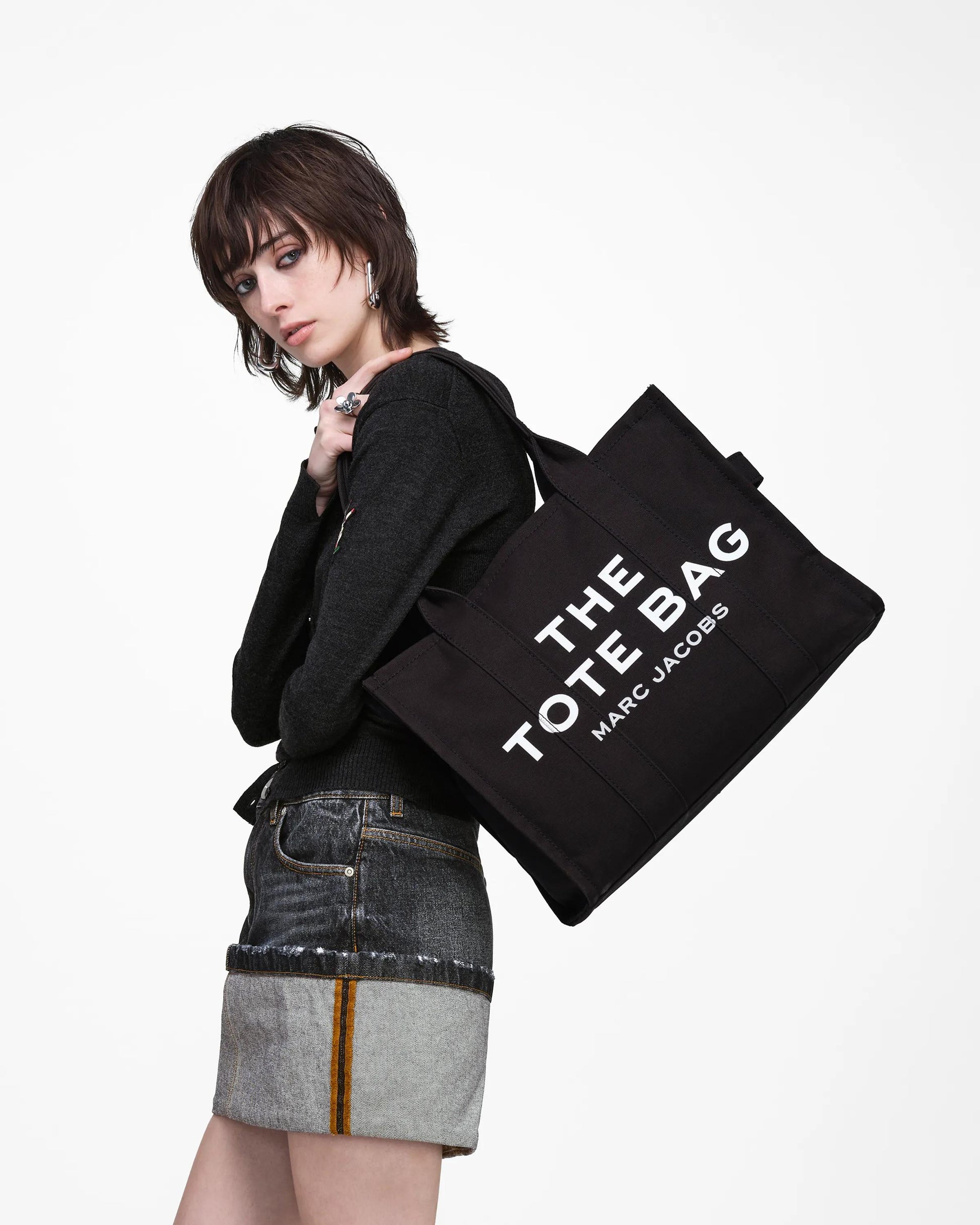 Bolsa Marc Jacobs The Canvas Large Tote Bag, Lona de Algodão, cor Preto, vista lateral | Original Exports