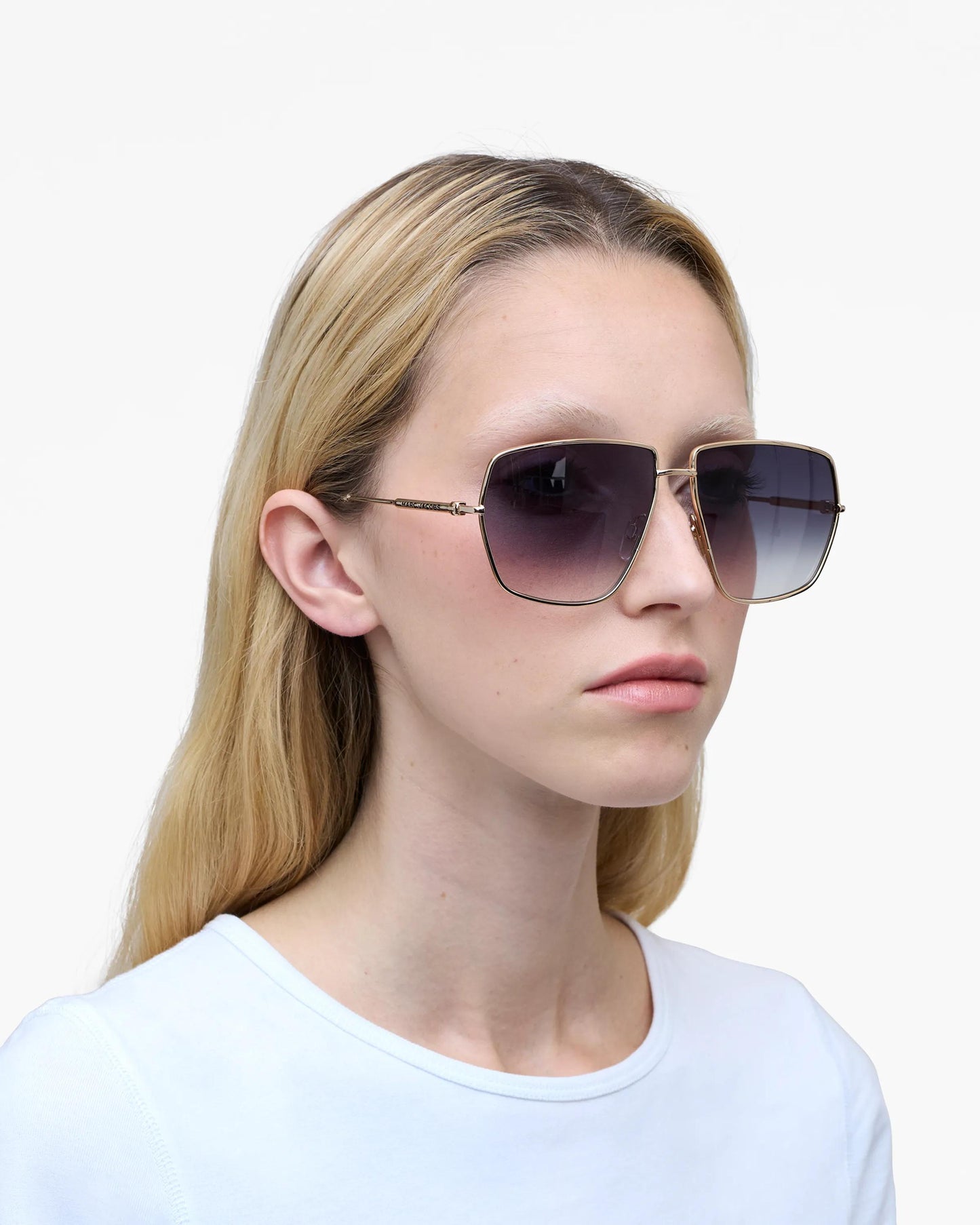Óculos de Sol Marc Jacobs The Pilot Sunglasses, Metal, cor Dourado, vista lateral | Original Exports