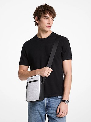 Michael Kors Varick Logo Flight Bag - Image 3
